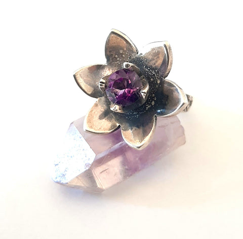 Flower Ring with Amethyst or bespoke gemstone