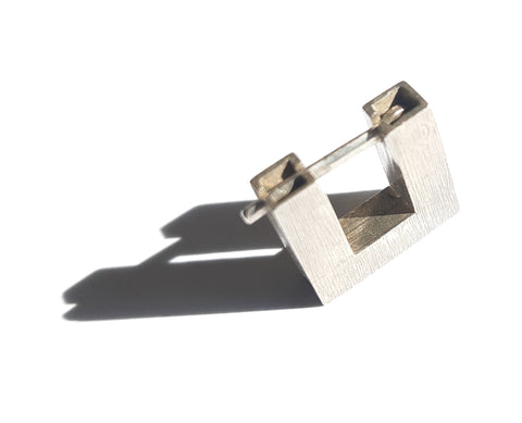 Silver square earring (single)